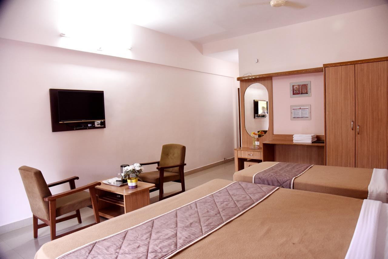 מלון Subrahmanya Slr Residency מראה חיצוני תמונה