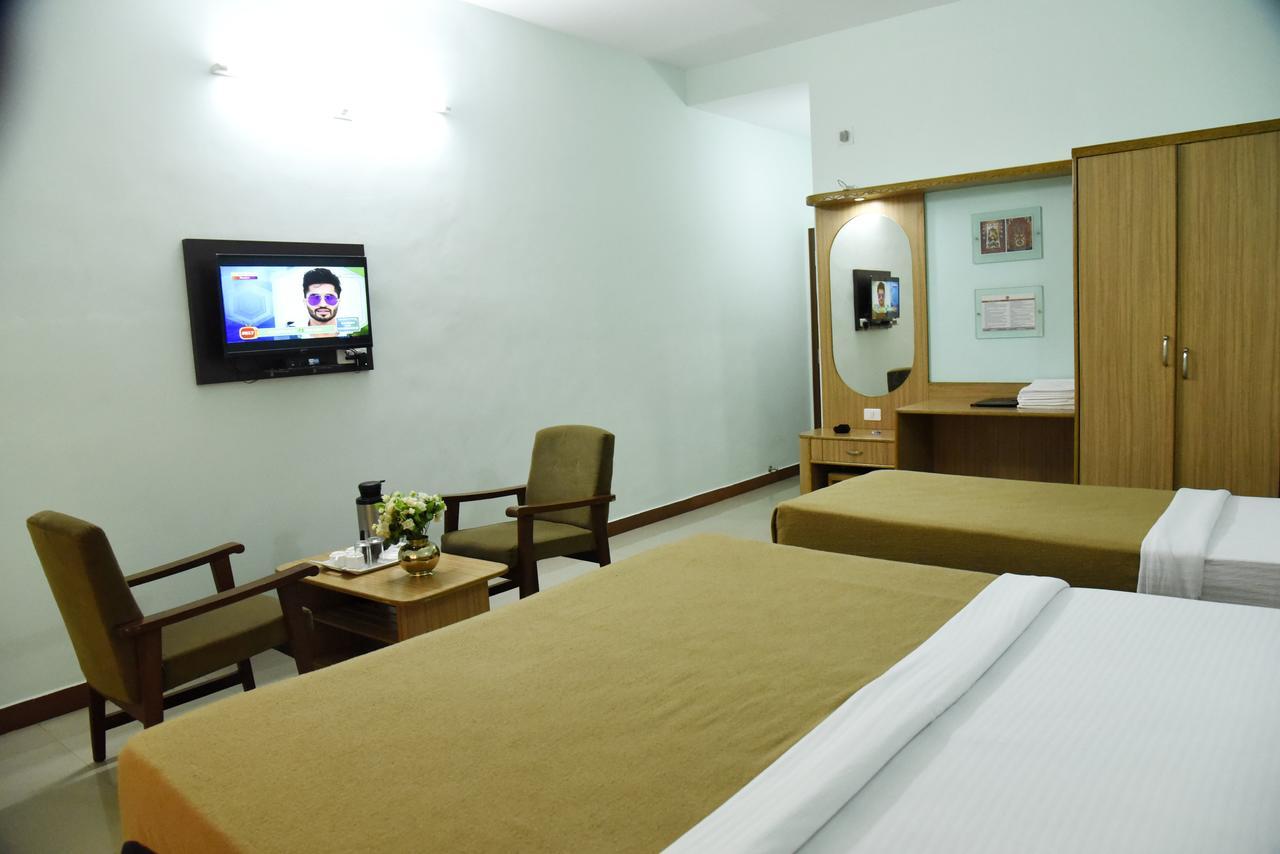מלון Subrahmanya Slr Residency מראה חיצוני תמונה