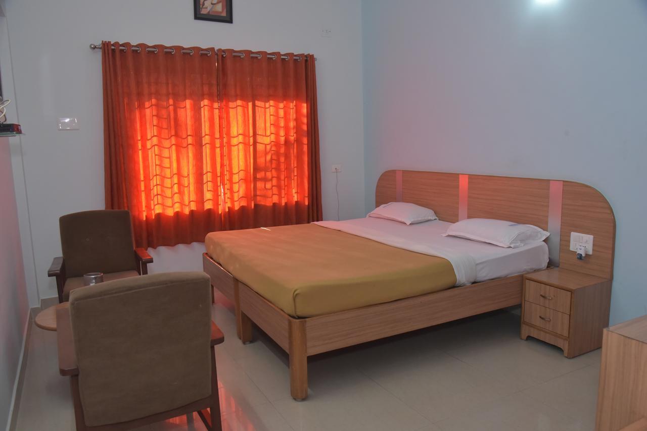 מלון Subrahmanya Slr Residency מראה חיצוני תמונה
